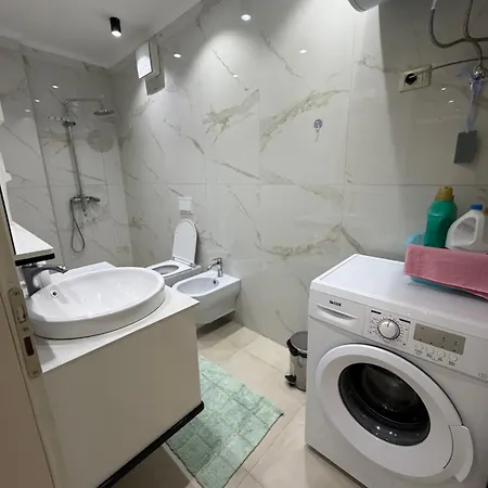 Escape Qerret Appartement Golem (Tirana)